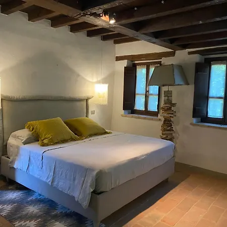 Borgo Vercallo Bed & Breakfast