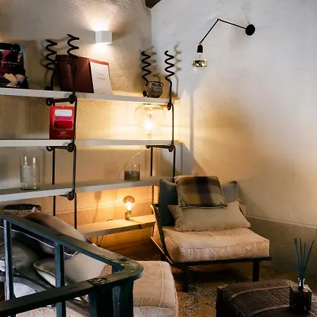 Borgo Vercallo Couette-café